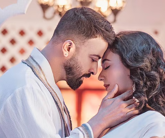 মুরব্বি, মুরব্বি থেকে বিচারবহির্ভূত হত্যাকাণ্ড, সিনেমায় সময়ের গল্প