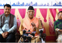 দেশ ছেড়ে পালাব না, সুশাসন ফিরিয়ে আনব— বললেন নেপালের ক্ষমতাচ্যুত প্রধানমন্ত্রী