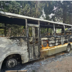 সাভারে ড্যাফোডিল ও সিটি ইউনিভার্সিটির শিক্ষার্থীদের মধ্যে রাতে সংঘর্ষ, বাসে আগুন