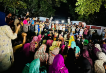 রাজশাহী বিশ্ববিদ্যালয়ের সুইমিং পুলে শিক্ষার্থীর মৃত্যুর প্রতিবাদে উপাচার্যের বাসভবন ঘেরাও করে বিক্ষোভ