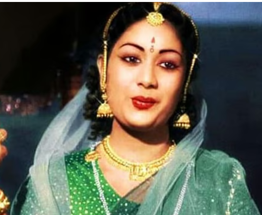 ১০০ কোটির সম্পদ, স্বামীর প্রতারণা, ৪৭ বছর বয়সেই মারা যান এই নায়িকা