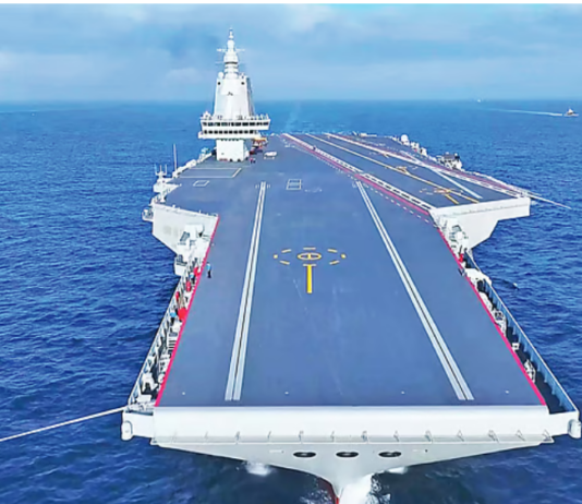 চীনের রণতরি উদ্বোধন, চাপে পড়বে যুক্তরাষ্ট্র