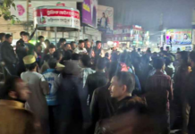 বরিশালে হাফ ভাড়া নিয়ে শিক্ষার্থী-পরিবহন শ্রমিকদের সংঘর্ষ, আহত অন্তত ২০