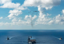 রণতরিসহ ডজনখানেক যুদ্ধজাহাজ ও ১৫ হাজার সেনা মোতায়েন, ভেনেজুয়েলায় মার্কিন হামলা কি আসন্ন