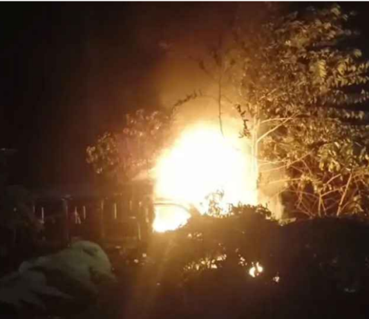 কেরানীগঞ্জে থানায় আগুন