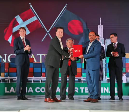 লালদিয়া টার্মিনাল নির্মাণে এপিএম টার্মিনালসের সঙ্গে সরকারের চুক্তি