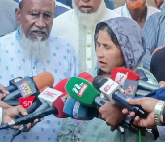 রায় শুনে অশ্রুসিক্ত আবু সাঈদের বাবা-মা, দ্রুত কার্যকরের দাবি