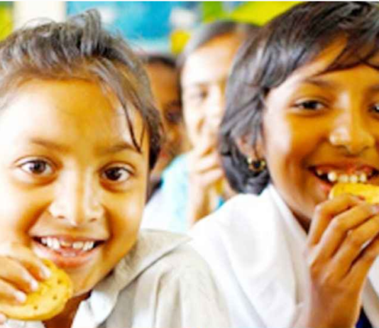 দেশের ১৬৫ উপজেলায় স্কুল ফিডিং কার্যক্রম শুরু