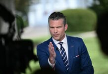 যুক্তরাষ্ট্র যা চায়, তা না পেলে ভেনেজুয়েলায় আবার হামলা: মার্কিন প্রতিরক্ষামন্ত্রী