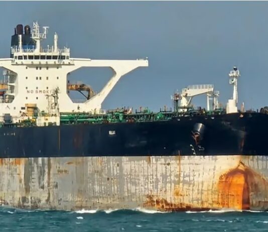 দুই সপ্তাহ ধাওয়ার পর তেলবাহী জাহাজ ‘মেরিনেরা’ জব্দ করতে যাচ্ছে যুক্তরাষ্ট্র