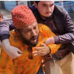 চট্টগ্রাম বিশ্ববিদ্যালয়ে শিক্ষককে হেনস্তার পর টেনেহিঁচড়ে প্রক্টর অফিসে নিলেন চাকসু নেতারা