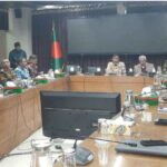 গণভোট ও নির্বাচন ঘিরে সশস্ত্র ও আইনশৃঙ্খলা বাহিনীর সঙ্গে বৈঠকে ইসি