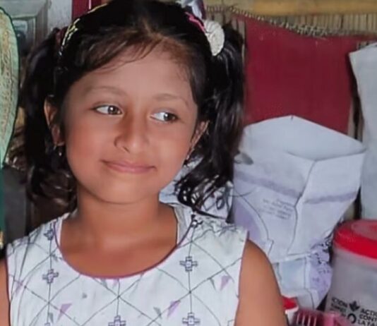 টেকনাফে গুলিবিদ্ধ শিশুকে উন্নত চিকিৎসার জন্য নেয়া হবে ঢাকায়